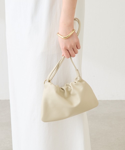 PAPILLONNER（パピヨネ）の「PAPILLONNER/シュリンクレザーショルダー（ショルダーバッグ・レディース・シルバー/オフホワイト・FREE）」の3枚目の写真