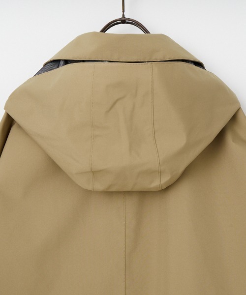 DANTON（ダントン）の「【WEB限定】[DANTON/ダントン] フード付き ショートバルマカーンコート（その他アウター・レディース・ブラック/ベージュ・S）」の8枚目の写真