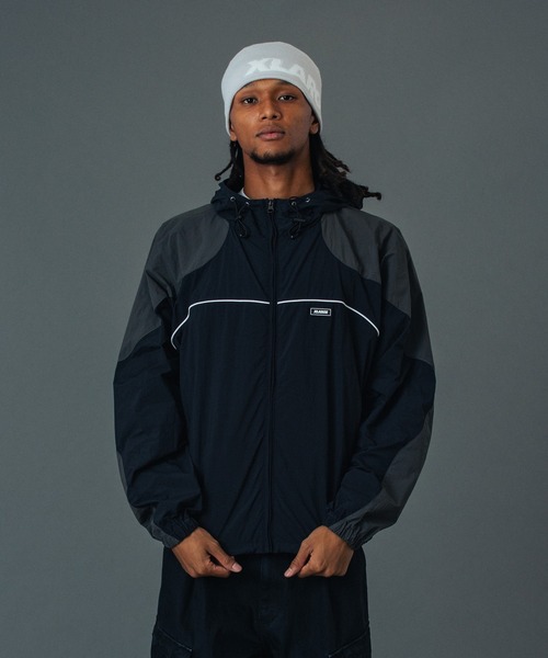 XLARGE（エクストララージ）の「PIPING HOODED JACKET（ナイロンジャケット・メンズ・ブラック/ホワイト/ネイビー・XL/L/M/S）」の3枚目の写真
