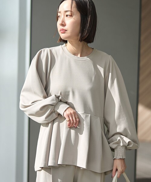 RONEL(ロネル)の「【RONEL】カットジョーゼットペプラムブラウス(シャツ/ブラウス・レディース・ネイビー/オフホワイト/ライトグレー/ブラック・FREE)」の3枚目の写真