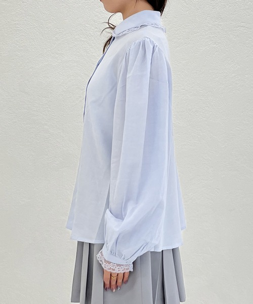 MISCH MASCH（ミッシュマッシュ）の「2026春夏新作 WEB限定 レース襟付きベーシックブラウス（シャツ/ブラウス・レディース・ブルー/ホワイト・ﾌﾘ-）」の3枚目の写真