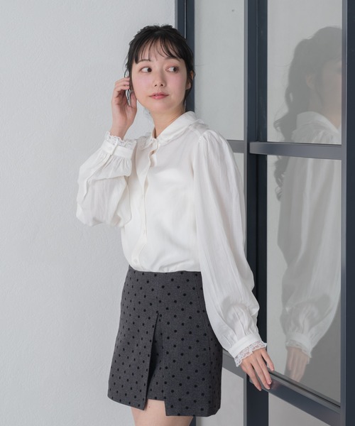 MISCH MASCH（ミッシュマッシュ）の「2026春夏新作 WEB限定 レース襟付きベーシックブラウス（シャツ/ブラウス・レディース・ブルー/ホワイト・ﾌﾘ-）」の10枚目の写真