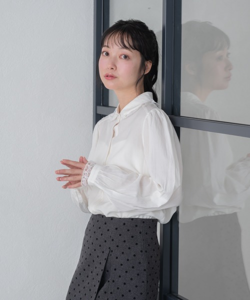 MISCH MASCH（ミッシュマッシュ）の「2026春夏新作 WEB限定 レース襟付きベーシックブラウス（シャツ/ブラウス・レディース・ブルー/ホワイト・ﾌﾘ-）」の9枚目の写真