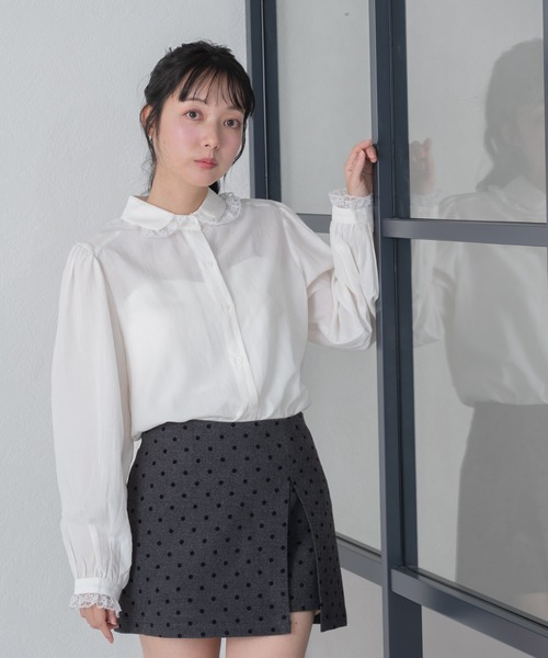 MISCH MASCH（ミッシュマッシュ）の「2026春夏新作 WEB限定 レース襟付きベーシックブラウス（シャツ/ブラウス・レディース・ブルー/ホワイト・ﾌﾘ-）」の12枚目の写真