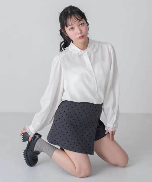 MISCH MASCH（ミッシュマッシュ）の「2026春夏新作 WEB限定 レース襟付きベーシックブラウス（シャツ/ブラウス・レディース・ブルー/ホワイト・ﾌﾘ-）」の15枚目の写真