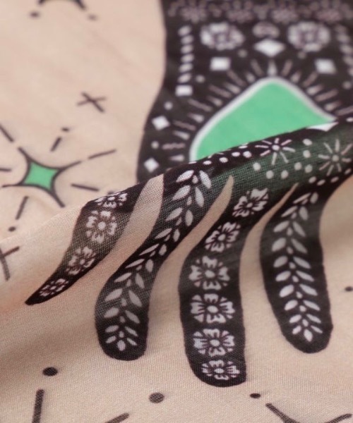 チャイハネ(チャイハネ)の「【チャイハネ】アミットスカーフ(バンダナ/スカーフ・レディース・ピンク/ターコイズブルー/ベージュ・FREE)」の4枚目の写真