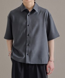 epnok（エプノック）の「ファンクショナルベーシックボックスカット半袖シャツ（シャツ/ブラウス）」