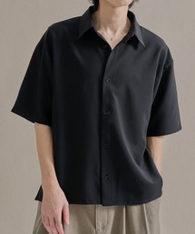 epnok（エプノック）の「ファンクショナルベーシックボックスカット半袖シャツ（シャツ/ブラウス）」