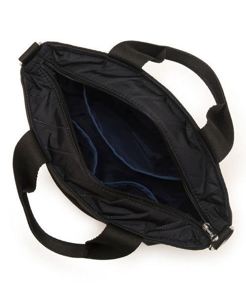 LeSportsac(レスポートサック)の「SMALL BUCKET TOTE ラインデボスブラック(トートバッグ・レディース・ブラック・FREE)」の9枚目の写真