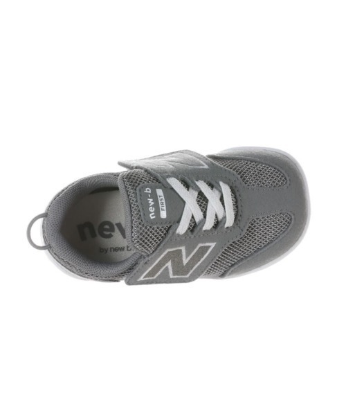 NEW BALANCE(ニューバランス)の「ニューバランス インファントシューズ NW1ST(ベビーシューズ/ベビーソックス・キッズ・グレー・11.5cm/13.5cm/13.0cm/12.5cm/12.0cm)」の2枚目の写真