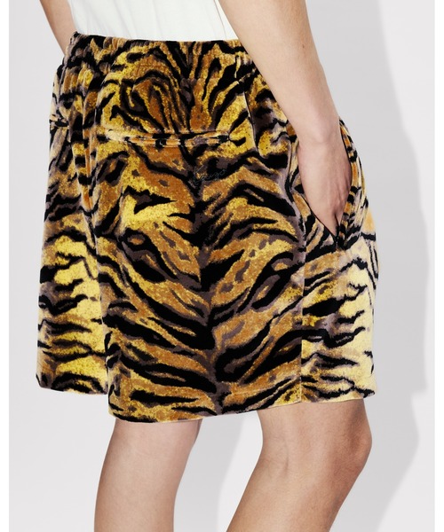KENZO(ケンゾー)の「'KENZO Tiger' トラック ショートパンツ イン ベルベット ジャカード(その他パンツ・メンズ・イエロー系その他・MEDIUM/LARGE)」の1枚目の写真