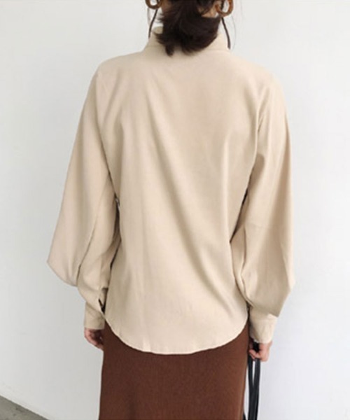 SallyLunn(サリーラン)の「バンドカラーボリュームスリーブブラウス(シャツ/ブラウス・レディース・ホワイト/ベージュ/ブルー/ブラック・LARGE/MEDIUM)」の17枚目の写真