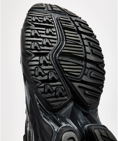MIZUNO（ミズノ　）の「MIZUNO ミズノ WAVE RIDER 10 ウェーブ ライダー D1GA261601（スニーカー・メンズ・ブラック×グレー・27.5cm/26.5cm/24.5cm/23.5cm/28.0cm/27.0cm/26.0cm/25.0cm/24.0cm/23.0cm）」の8枚目の写真