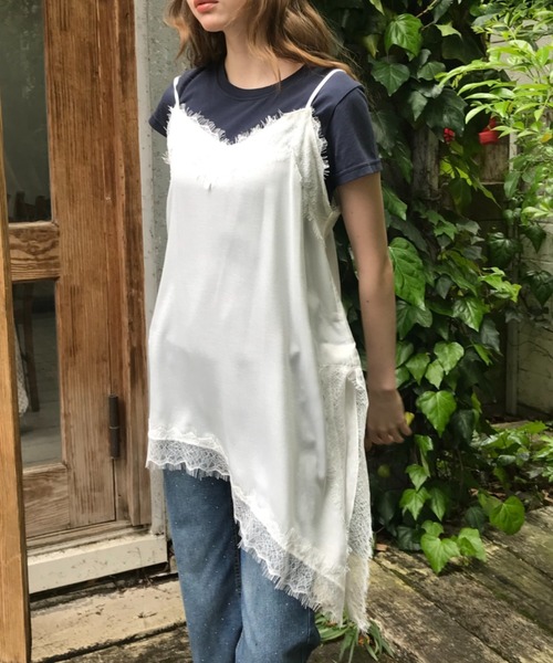 Birthday room(バースデイルーム)の「レースサテンアシメキャミOP/Lace satin asymmetrical camisole dress(ワンピース・レディース・オフホワイト/ブラック・FREE)」の21枚目の写真