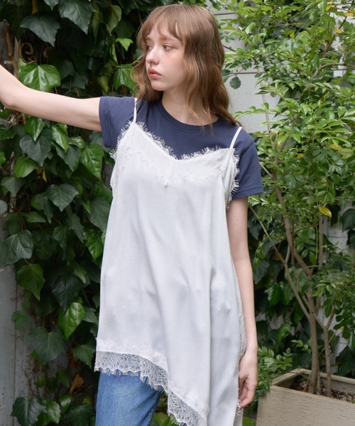 Birthday room(バースデイルーム)の「レースサテンアシメキャミOP/Lace satin asymmetrical camisole dress(ワンピース・レディース・オフホワイト/ブラック・FREE)」の3枚目の写真