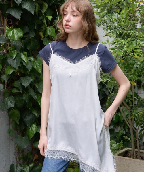 Birthday room(バースデイルーム)の「レースサテンアシメキャミOP/Lace satin asymmetrical camisole dress(ワンピース・レディース・オフホワイト/ブラック・FREE)」の8枚目の写真