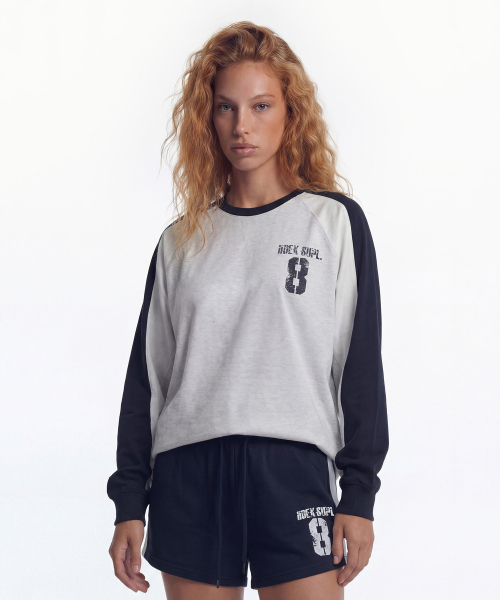 HDEX(エイチデックス)の「ナンバー8 ラグランブロックロングスリーブ (メランジホワイト)(Tシャツ/カットソー・メンズ・ホワイト・MEDIUM/LARGE/X-LARGE/2XL)」の1枚目の写真