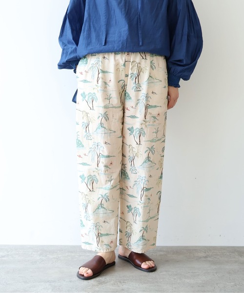 yuni(ユニ )の「Island print relax pants(その他パンツ・レディース・ベージュ/ピンク・FREE)」の7枚目の写真