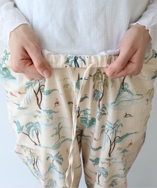 yuni(ユニ )の「Island print relax pants(その他パンツ・レディース・ベージュ/ピンク・FREE)」の15枚目の写真
