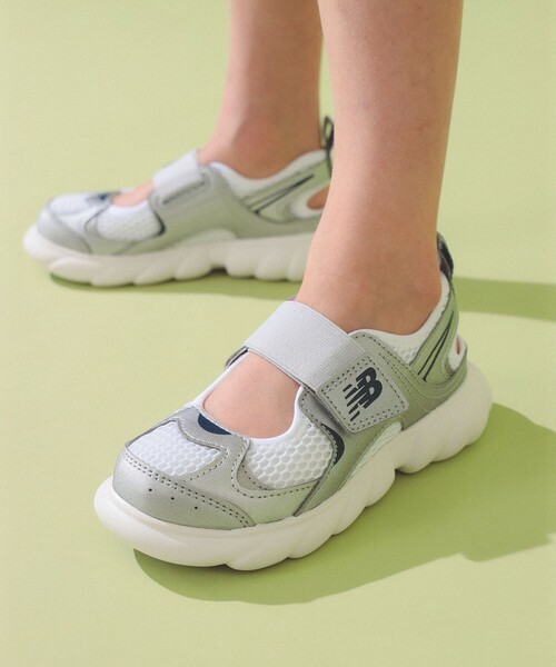 New Balance / 230 Hook and Loop（17～21cm）（サンダル）｜New