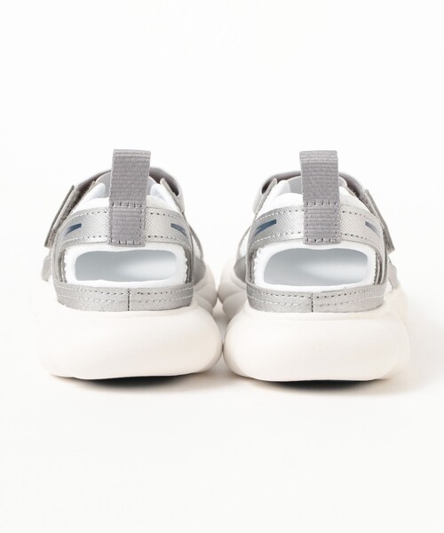 New Balance / 230 Hook and Loop（17～21cm）（サンダル）｜New