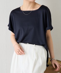 COLLAGE GALLARDAGALANTE（コラージュガリャルダガランテ）の「スクエアネックストレッチサテンTシャツ（Tシャツ/カットソー）」
