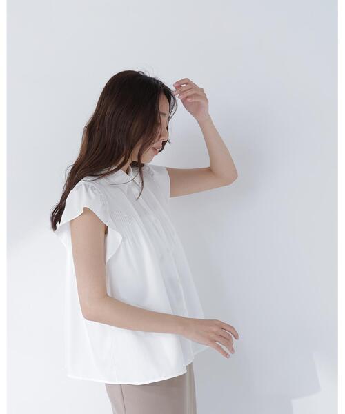 NATURAL BEAUTY BASIC（ナチュラルビューティーベーシック）の「プリーツフリルスリーブシャツ（シャツ/ブラウス・レディース・ブルー/オフホワイト/イエロー・ﾌﾘ-）」の22枚目の写真