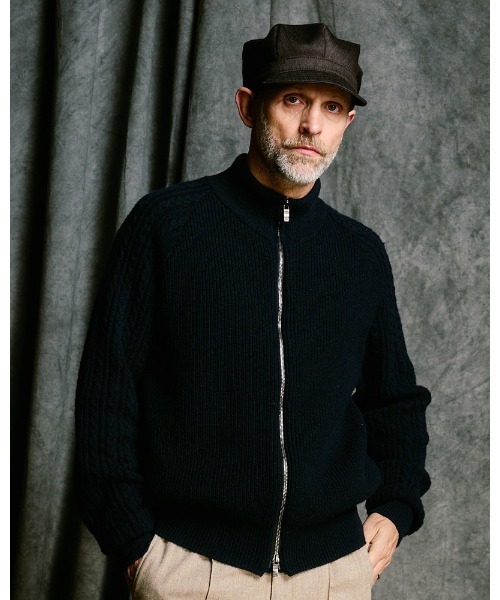 wjk（ダヴルジェイケイ）の「lomond×powder zip-up knit（カーディガン/ボレロ・メンズ・ブラック/ネイビー・SMALL/MEDIUM/LARGE/X-LARGE）」の2枚目の写真