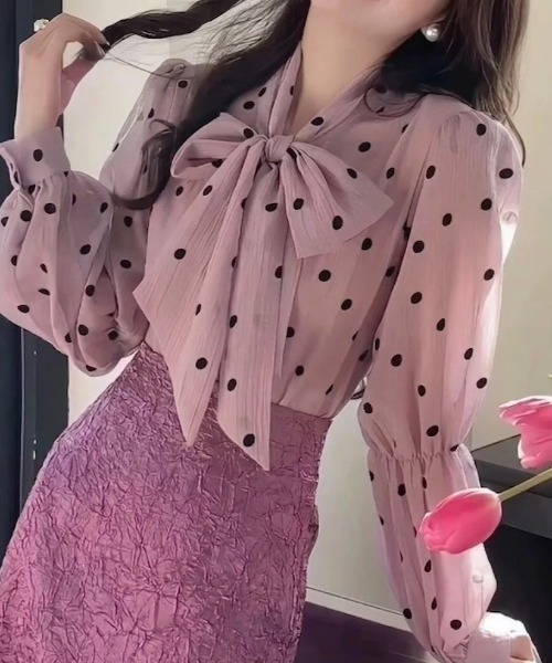 gossip!ロサンゼルス(ゴシップロサンゼルス)の「ドットパターン ボウタイブラウス(シャツ/ブラウス・レディース・ピンク/オフホワイト/ブラック・FREE)」の3枚目の写真
