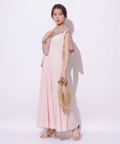 Mystrada(マイストラーダ)の「カットワークワンピース(ワンピース・レディース・ホワイト/ピンク/レッド/ブラック・36/38)」の3枚目の写真