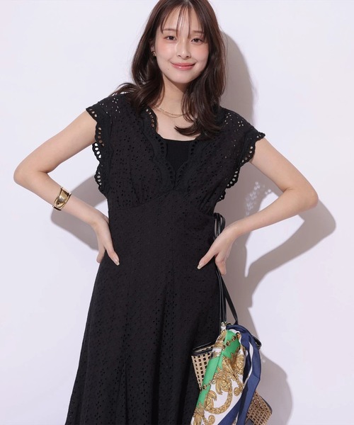 Mystrada(マイストラーダ)の「カットワークワンピース(ワンピース・レディース・ホワイト/ピンク/レッド/ブラック・36/38)」の10枚目の写真