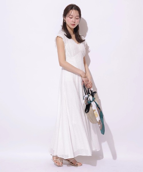 Mystrada(マイストラーダ)の「カットワークワンピース(ワンピース・レディース・ホワイト/ピンク/レッド/ブラック・36/38)」の13枚目の写真