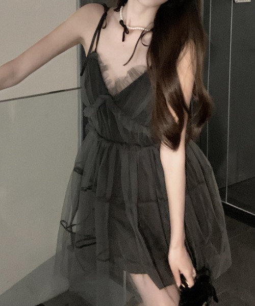 Mejoul(メジュール)の「【2026春夏新作】肩リボンチュールボリュームティアードミニワンピース(ワンピース・レディース・グレー・F)」の2枚目の写真