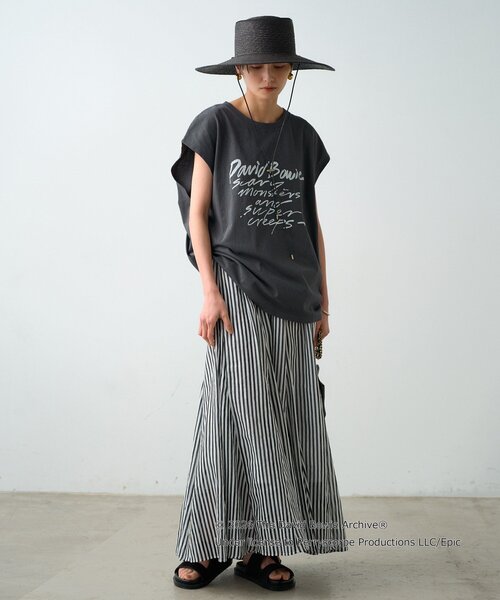 LOUNGEDRESS(ラウンジドレス)の「【GOOD ROCK SPEED】DAVID BOWIE フレンチT(Tシャツ/カットソー・レディース・オフホワイト/ブラック・FREE)」の4枚目の写真