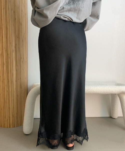 FREE STYLISTS(フリー スタイリスト)の「YUGA_YGMC Korean-style satin lace skirt(スカート・レディース・ホワイト/ブラック・FREE)」の8枚目の写真