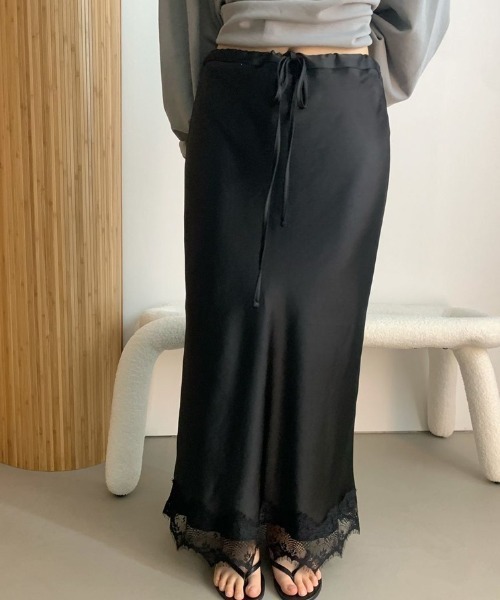 FREE STYLISTS(フリー スタイリスト)の「YUGA_YGMC Korean-style satin lace skirt(スカート・レディース・ホワイト/ブラック・FREE)」の6枚目の写真