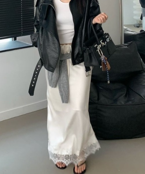 FREE STYLISTS(フリー スタイリスト)の「YUGA_YGMC Korean-style satin lace skirt(スカート・レディース・ホワイト/ブラック・FREE)」の13枚目の写真