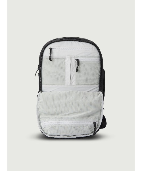 WEXLEY（ウェクスレイ）の「TWL STRUCTURED / 30L Multifunction Pack（ビジネスバッグ・メンズ・ブラック・ONE SIZE）」の13枚目の写真
