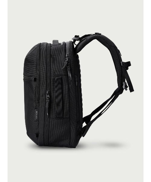 WEXLEY（ウェクスレイ）の「TWL STRUCTURED / 30L Multifunction Pack（ビジネスバッグ・メンズ・ブラック・ONE SIZE）」の3枚目の写真