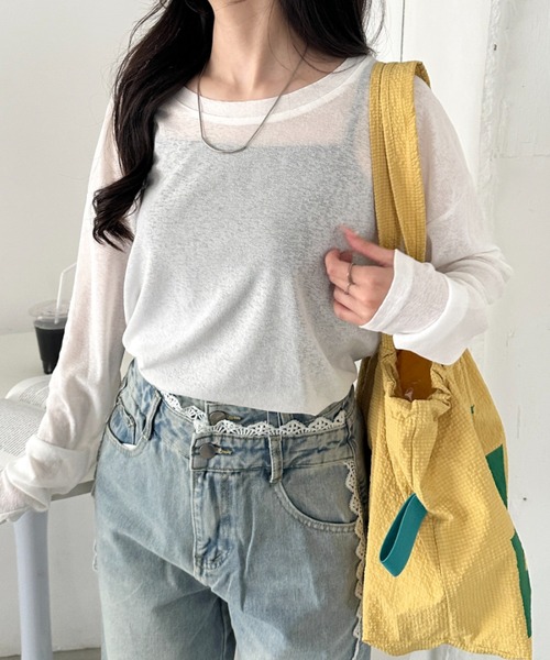 CLEA(クレア)の「キャミ付きシアートップスロンT(Tシャツ/カットソー・レディース・グレー/イエロー/ピンクベージュ/ホワイト/ライトピンク/ライトグリーン/ブラック/ライトグレー/ライトブルー・FREE)」の11枚目の写真