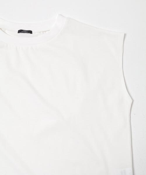 ITEMS URBANRESEARCH(アイテムズ アーバンリサーチ)の「『接触冷感/UVカット』クルーネックノースリTシャツ(Tシャツ/カットソー・レディース・ブラック/ライトブラウン/ホワイト/ホワイト系その他・FREE)」の11枚目の写真
