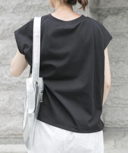 ITEMS URBANRESEARCH(アイテムズ アーバンリサーチ)の「『接触冷感/UVカット』クルーネックノースリTシャツ(Tシャツ/カットソー・レディース・ブラック/ライトブラウン/ホワイト/ホワイト系その他・FREE)」の10枚目の写真