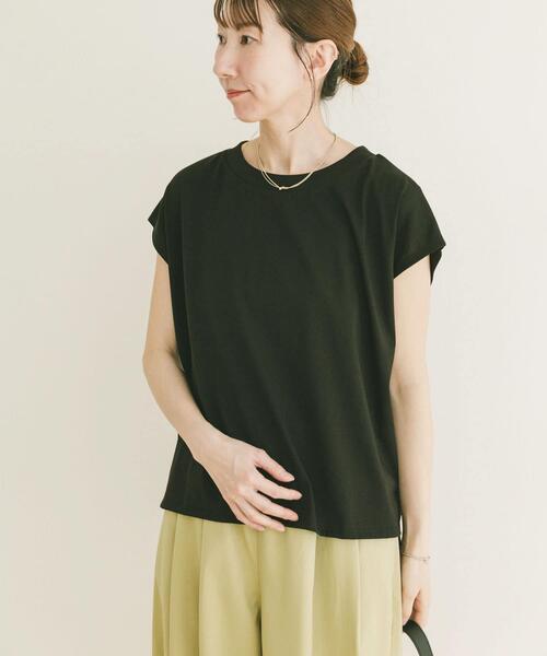 ITEMS URBANRESEARCH(アイテムズ アーバンリサーチ)の「『接触冷感/UVカット』クルーネックノースリTシャツ(Tシャツ/カットソー・レディース・ブラック/ライトブラウン/ホワイト/ホワイト系その他・FREE)」の14枚目の写真