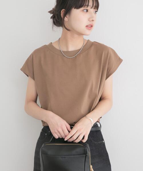 ITEMS URBANRESEARCH(アイテムズ アーバンリサーチ)の「『接触冷感/UVカット』クルーネックノースリTシャツ(Tシャツ/カットソー・レディース・ブラック/ライトブラウン/ホワイト/ホワイト系その他・FREE)」の6枚目の写真