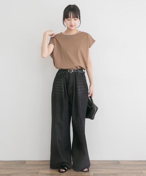 ITEMS URBANRESEARCH(アイテムズ アーバンリサーチ)の「『接触冷感/UVカット』クルーネックノースリTシャツ(Tシャツ/カットソー・レディース・ブラック/ライトブラウン/ホワイト/ホワイト系その他・FREE)」の20枚目の写真