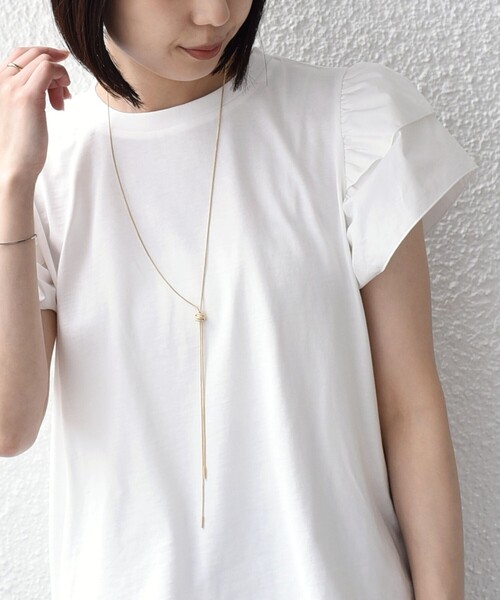 SHIPS Colors(シップス カラーズ)の「【WEB限定】SHIPS Colors:〈手洗い可能〉異素材 フリルスリーブ カットソー◇(Tシャツ/カットソー・レディース・ブラック/イエロー/オフホワイト・ONE SIZE)」の1枚目の写真