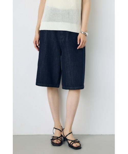 AZUL by moussy（アズールバイマウジー）の「【サイズ,身長別画像あり】【セットアップ対応】AZUL DENIM 甘撚りハーフパンツ　春服　夏服　デニム　大人カジュアル（デニムパンツ・レディース・ライトブルー/ワンウォッシュ・SMALL/MEDIUM）」の12枚目の写真