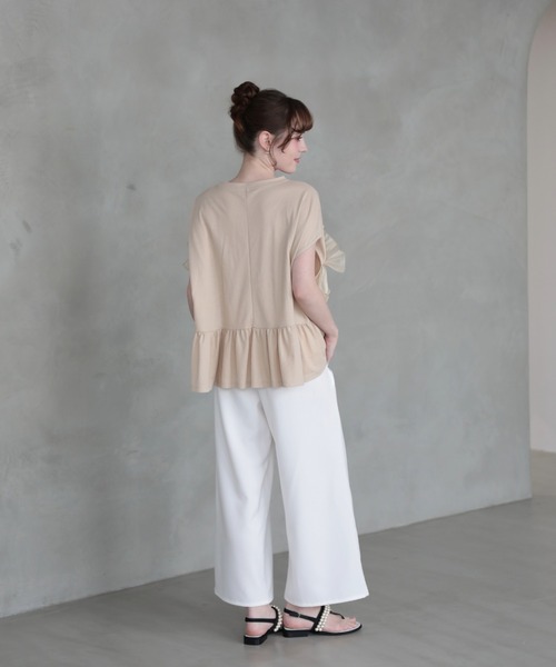 M y u(ミュー)の「フラワーブーケTシャツ(Tシャツ/カットソー・レディース・Black/White/Beige・ML)」の11枚目の写真