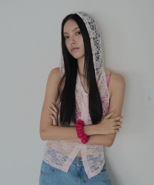 FEKETE(フェケテ)の「lace sleeveless hooded top / レースフーディータンク(タンクトップ・レディース・ライトピンク/パープル・LARGE/MEDIUM/SMALL)」の16枚目の写真