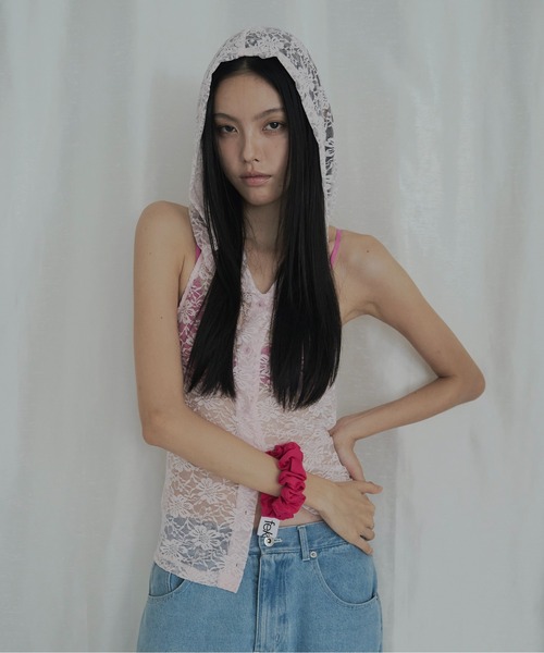 FEKETE(フェケテ)の「lace sleeveless hooded top / レースフーディータンク(タンクトップ・レディース・ライトピンク/パープル・LARGE/MEDIUM/SMALL)」の9枚目の写真